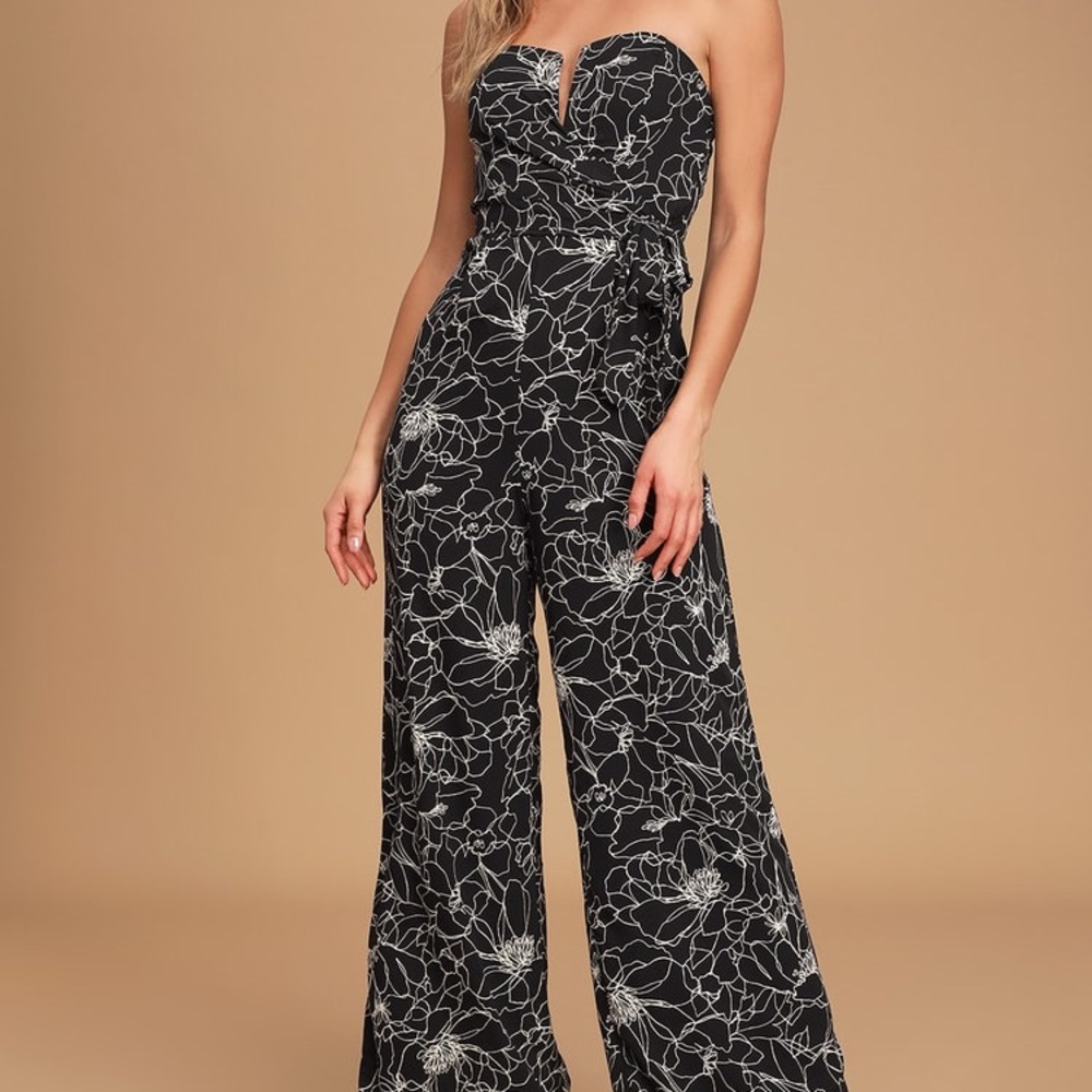 Lulu’s strapless jumpsuit